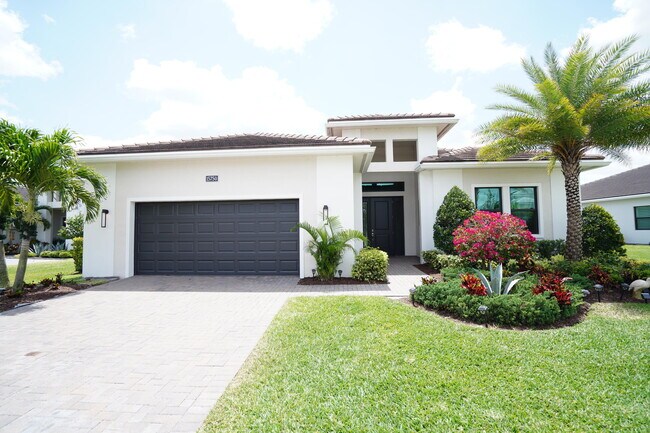Primary Photo - 15750 Longboat Key Dr
