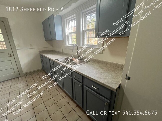 Building Photo - 1812 Sheffield Rd SW