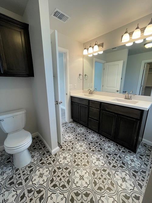 Building Photo - 2372 Anne Ln