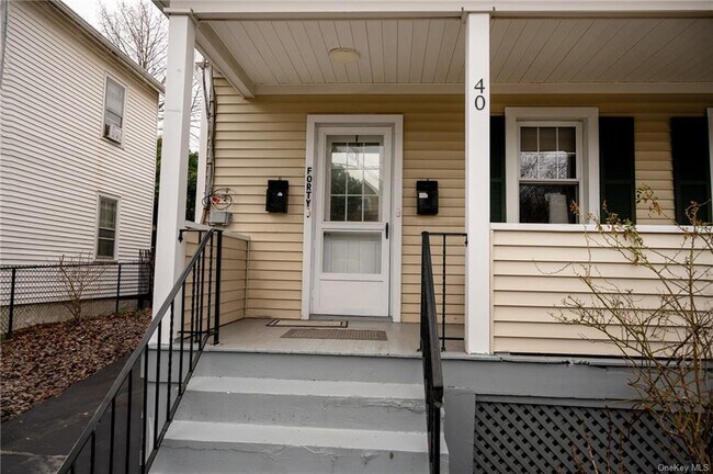 Building Photo - 40 Riverdale Ave