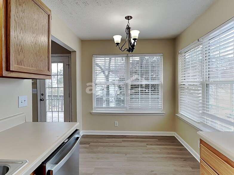 Building Photo - 1602 Twin Ledge Ct