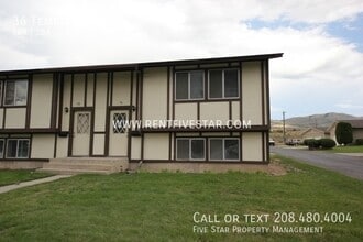 Building Photo - 36 Temple Ave