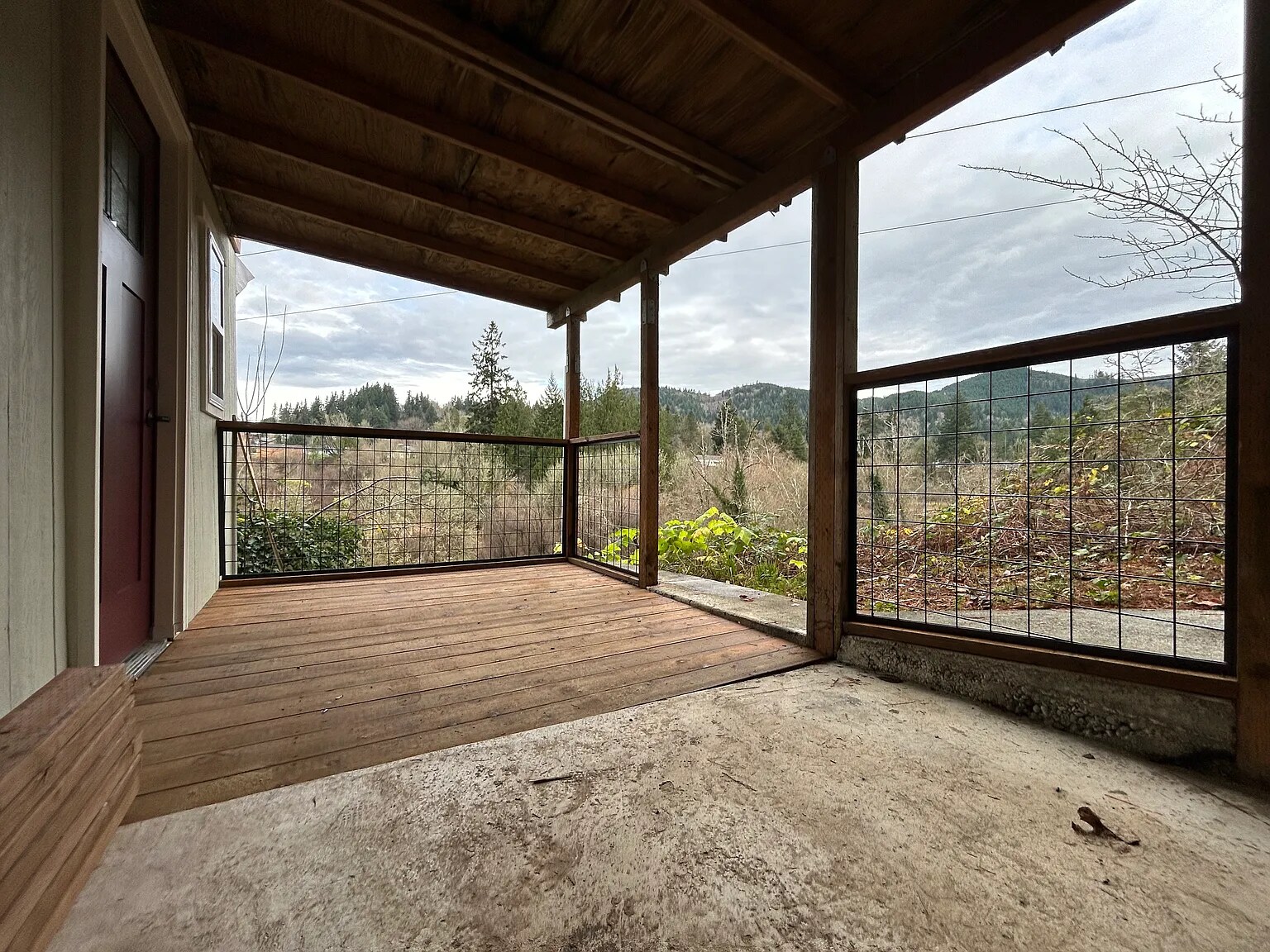 Provate patio - 2745 Allen St