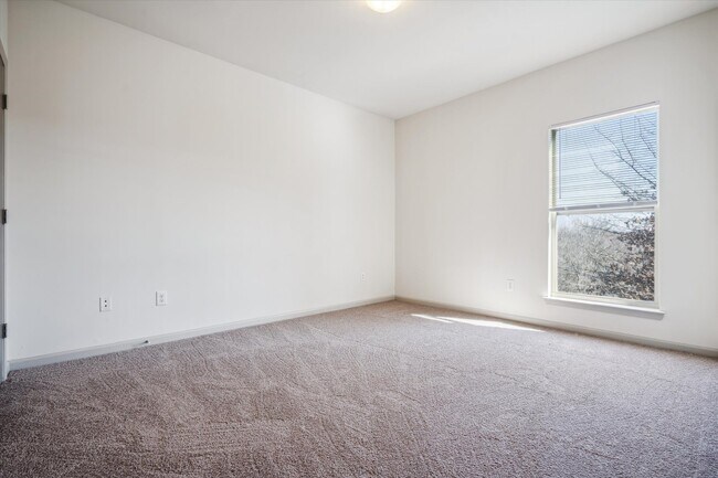 B1 - 2 Bed / 2 Bath - 967 Sq.Ft. - Fountains at Meadow Wood