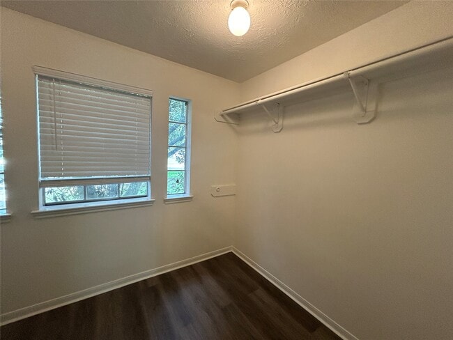 Building Photo - 24011 Goodfellow Dr