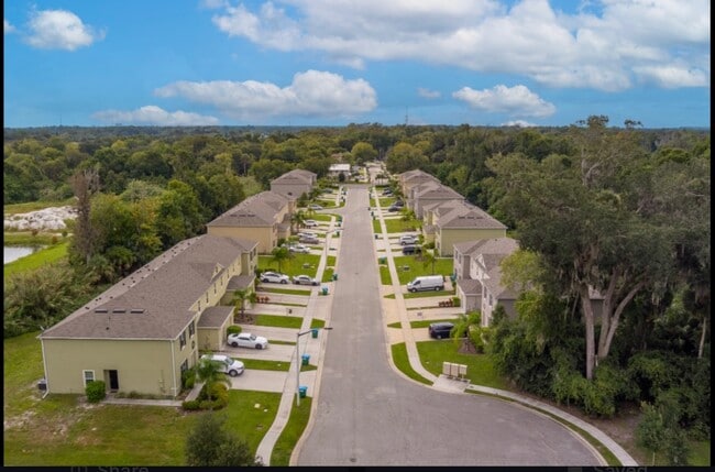 Building Photo - 1630 Primo Ct