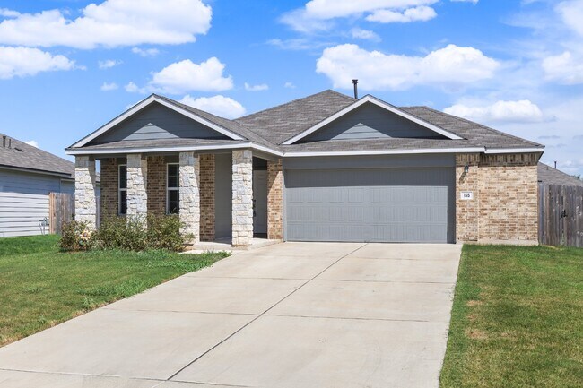 Building Photo - $300 Off First Month's Rent!