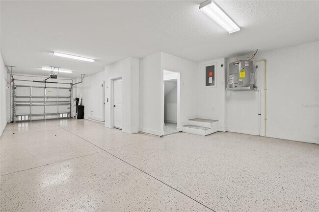 Building Photo - 3162 Moorings Dr S