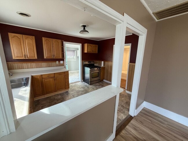 Building Photo - Three Bedroom Affordable Home for Rent in Bradford PA!