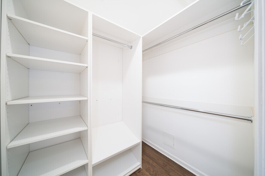 Primary walk-in closet - 204 Jackson St