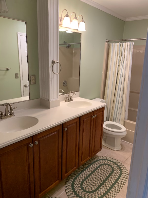 Building Photo - 147 E 3rd St