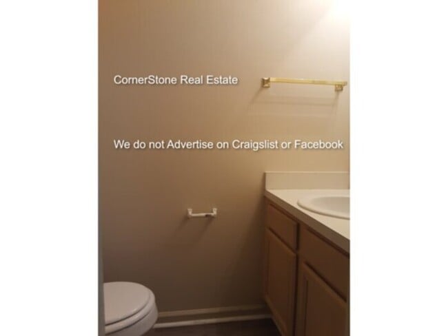 Building Photo - 2579 Gotts Ln