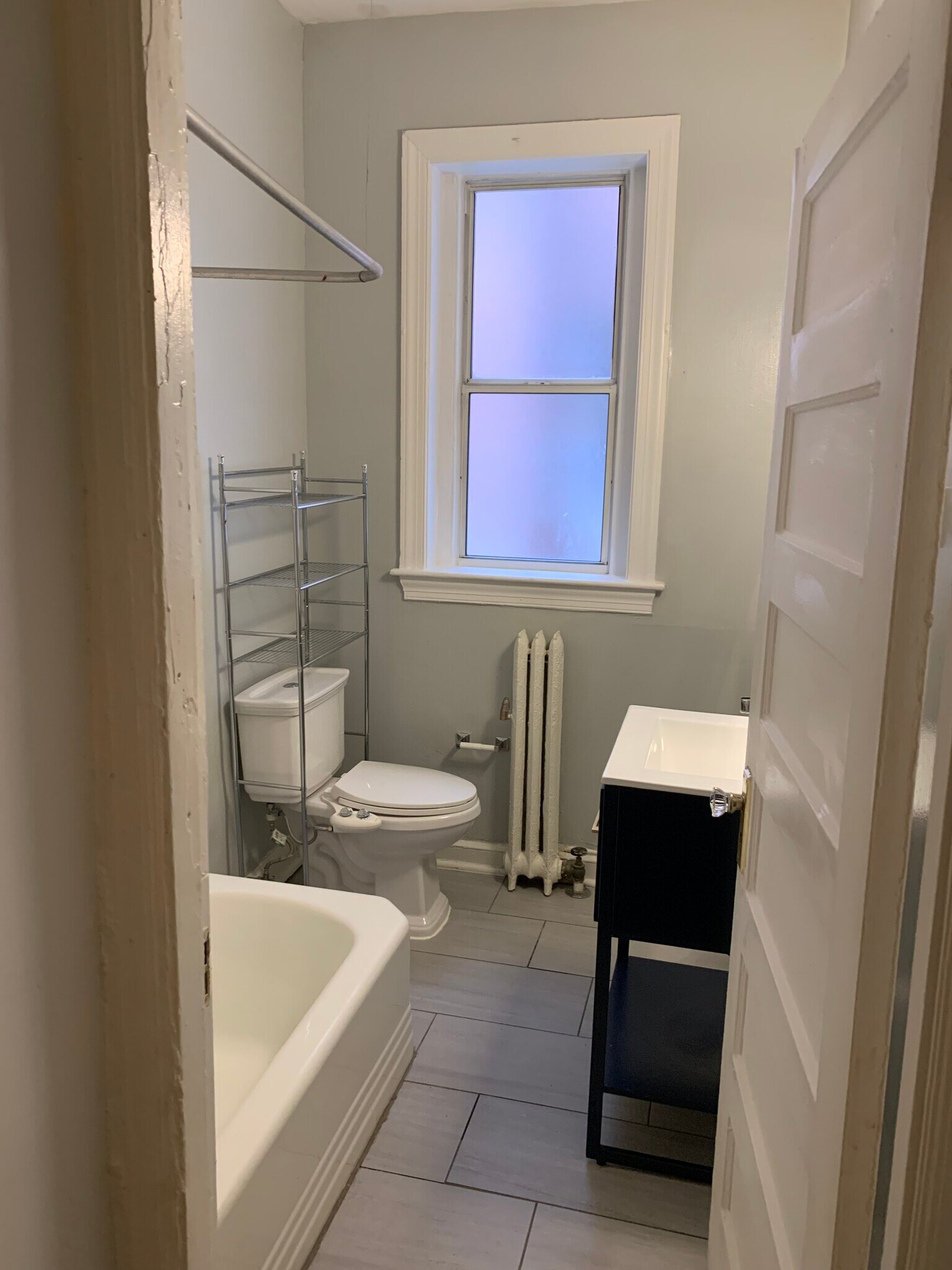 Bath - 1519 Park Rd NW
