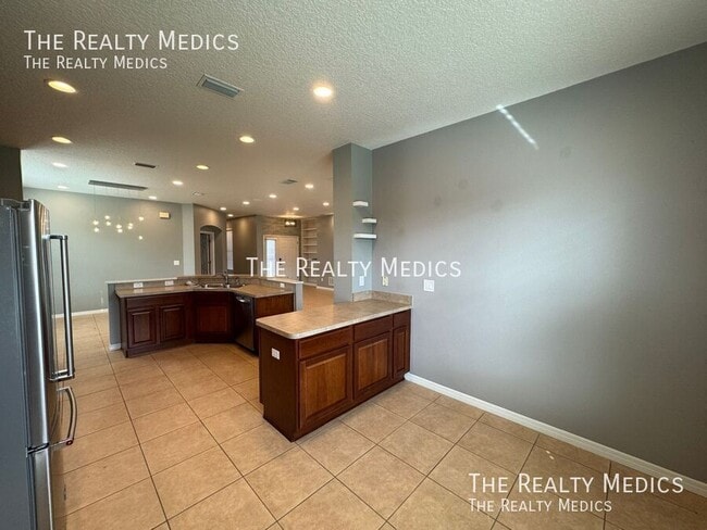 Building Photo - 149 Perfect Dr