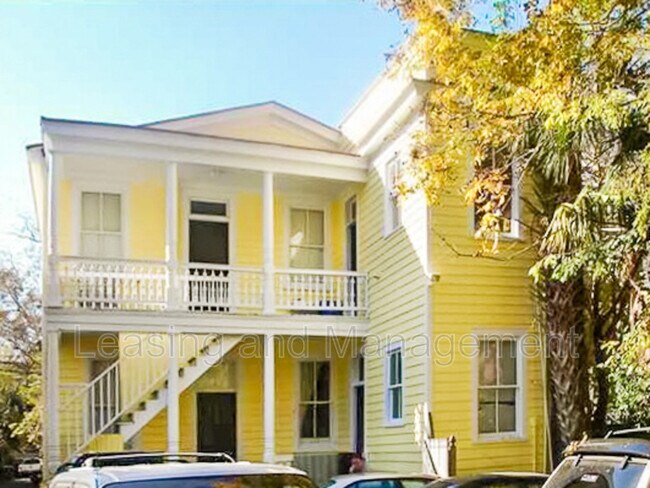 Building Photo - 120 Smith St