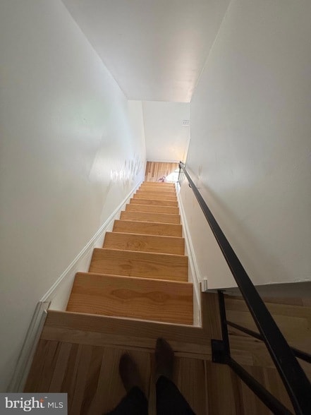 Building Photo - 28 Oak Shadows Ct