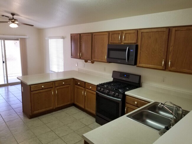 Building Photo - 9342 E Marcasite Ln