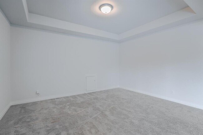 Building Photo - 17010 Harper's Way
