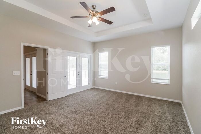 Building Photo - 6127 Evansbrook Dr