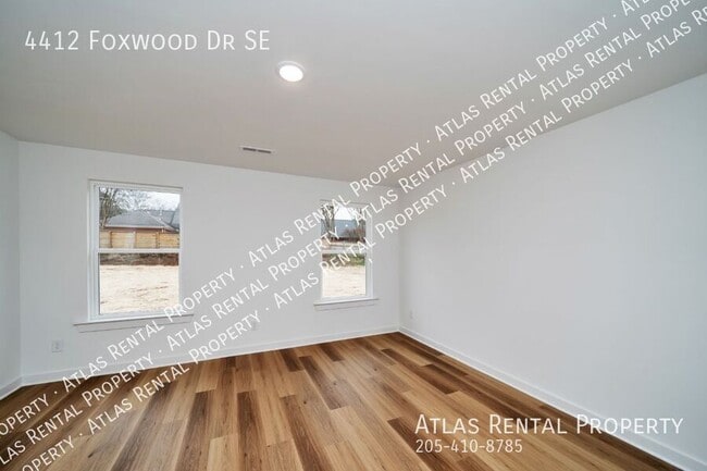 Building Photo - 4412 Foxwood Dr SE