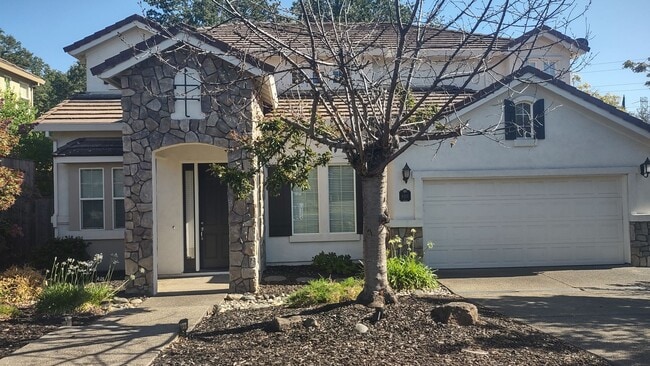 Building Photo - 6121 Lockridge Dr