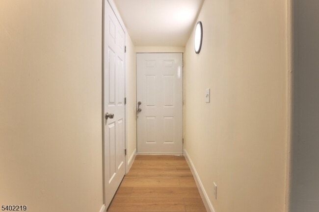 Building Photo - 859 Lafayette St