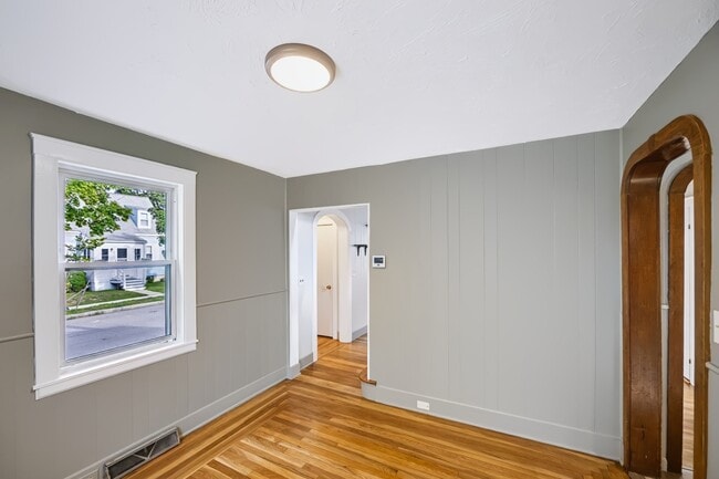 Building Photo - 22 Ruggles St