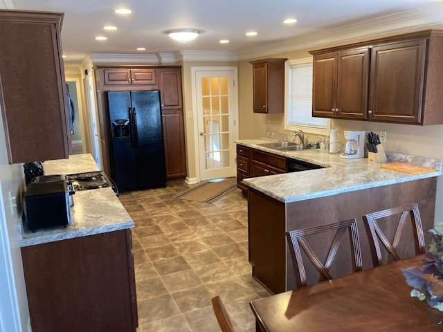 Building Photo - 218 Kratz Ln