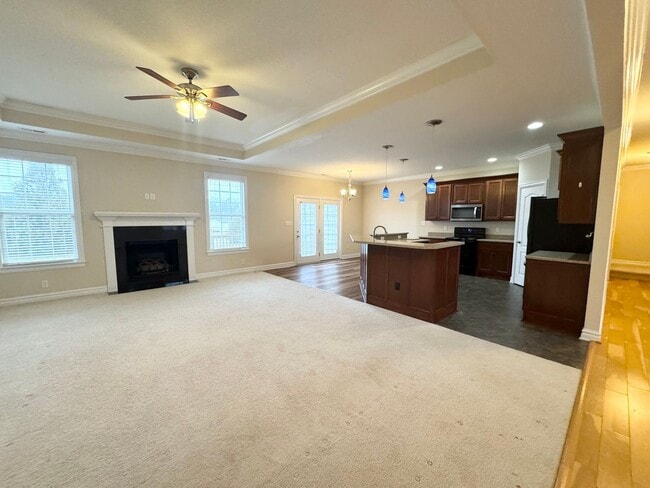 Building Photo - 125 Tulip Tree Dr