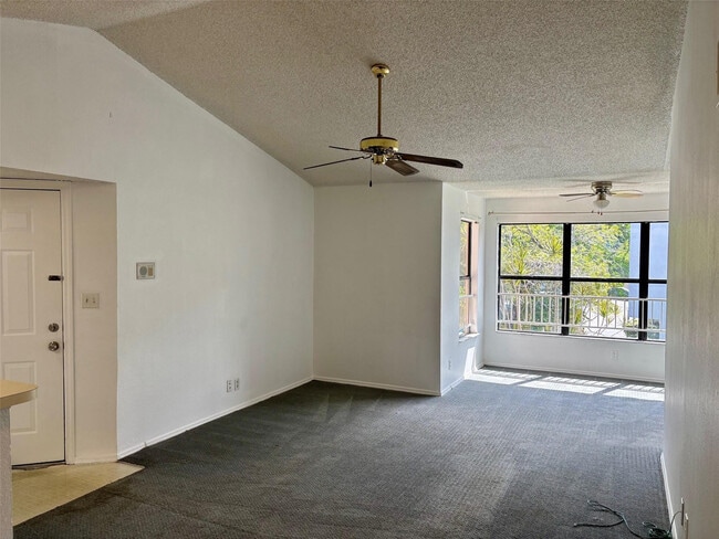 Building Photo - 2796 S University Dr