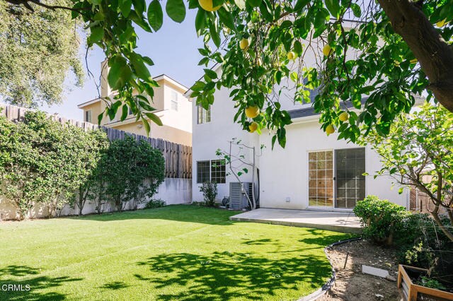 Building Photo - 2409 Olive Ave