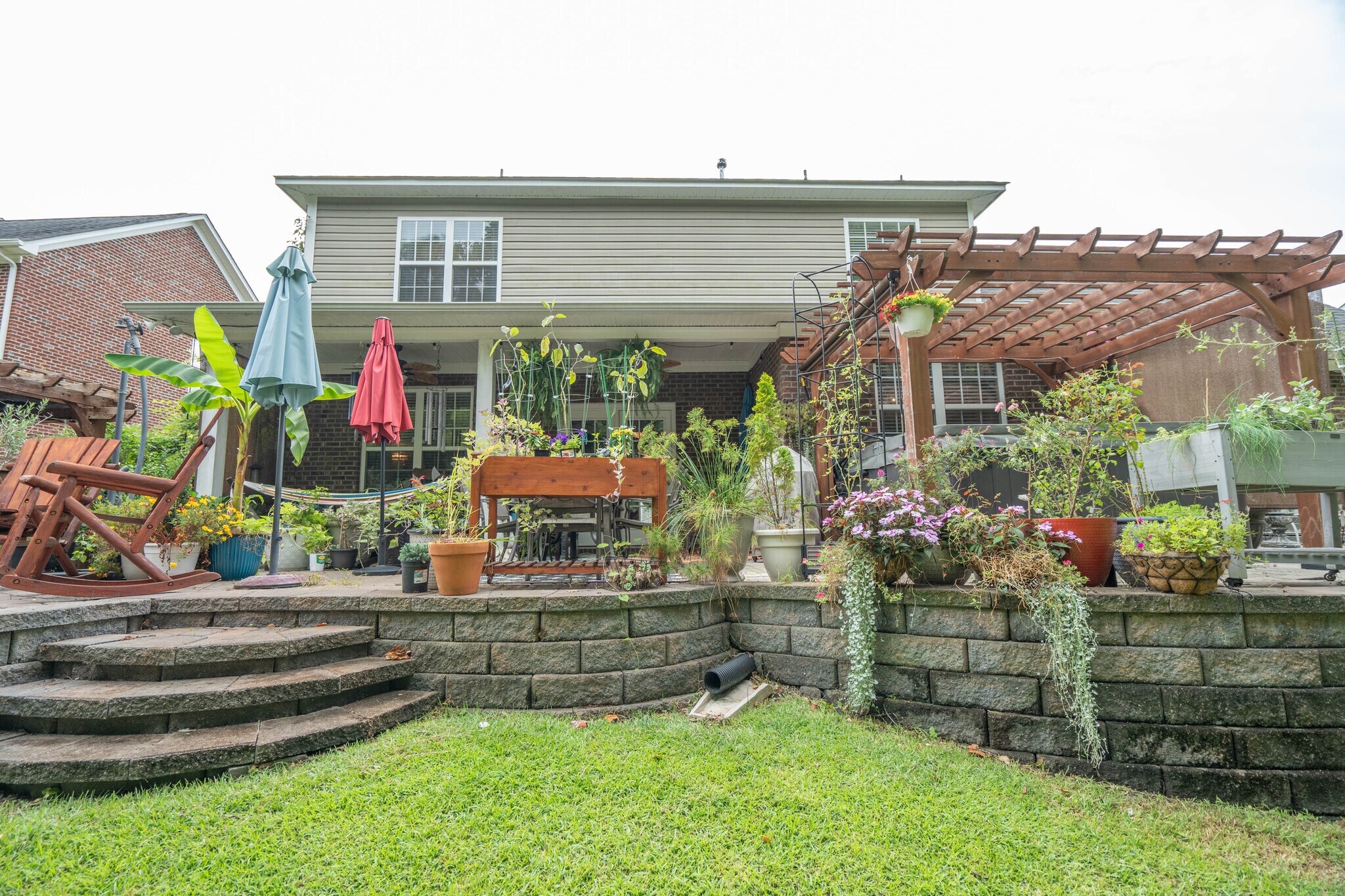 Huge Terraced Backyard Patios - 286 Traditions Cir