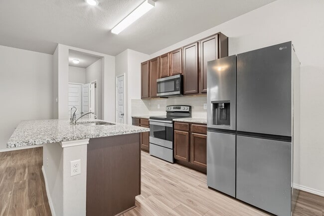 Building Photo - 5415 Moni Rock Dr