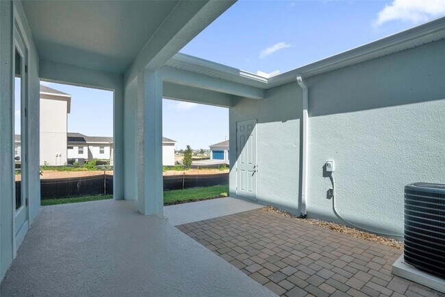 Building Photo - 17025 Haggerty Hollow Dr