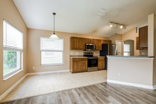 Building Photo - 1524 Lalique Ln