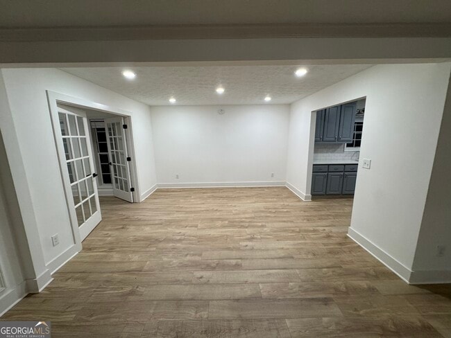 Building Photo - 5455 Forest Falls Dr