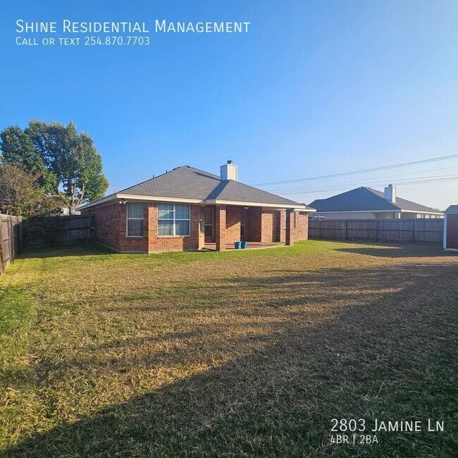 Building Photo - 2803 Jasmine Ln