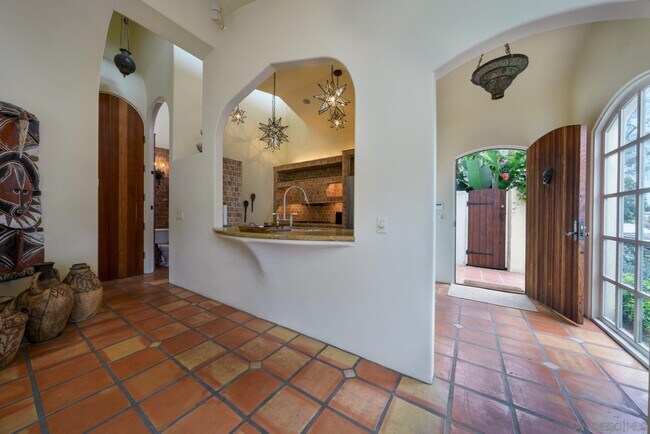 Building Photo - 6166 El Tordo