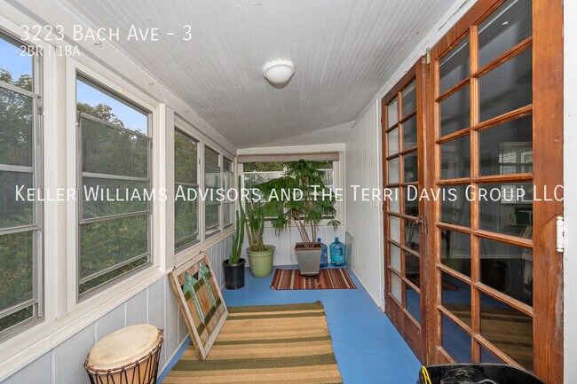 Building Photo - 3223 Bach Ave