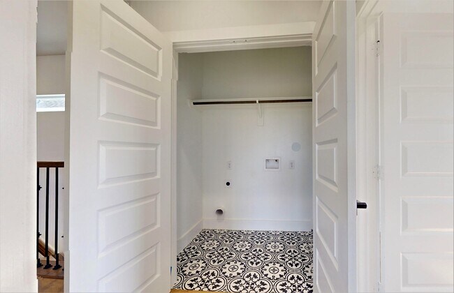 Building Photo - 12262 Kirkgard Dr