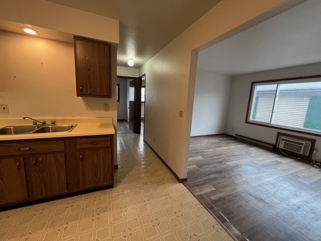 Building Photo - 909 Genrich St