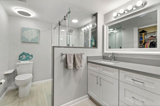 Building Photo - 601 Seafarer Cir