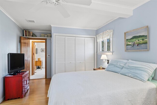 Building Photo - 1100 Huntington Blvd