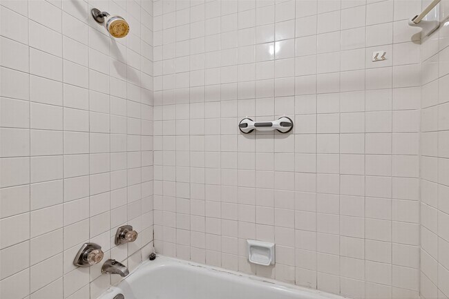 Building Photo - 2829 Timmons Ln