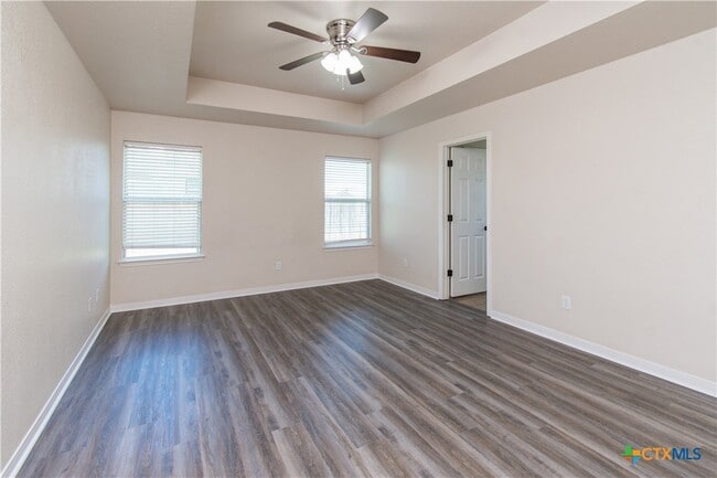 Building Photo - 6501 Alvin Dr