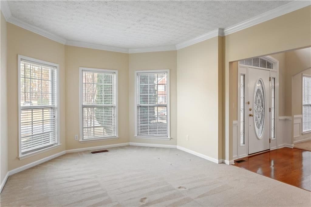 Building Photo - 130 S Links Dr