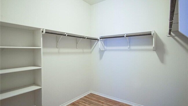 Building Photo - 7200 Longford Trail