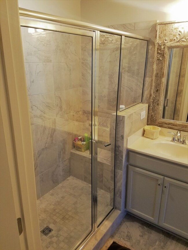Building Photo - Gorgeous 3 story townhome in West End Henrico with loads of upgrades!