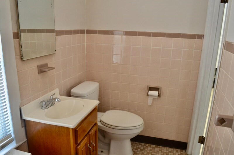 Building Photo - 65 Wheatland St