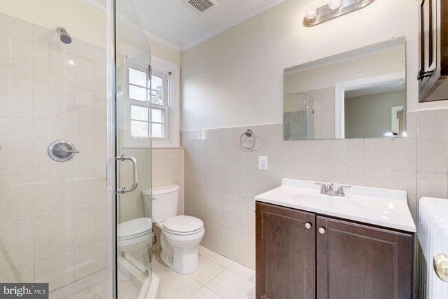 Building Photo - 4307 Fessenden St NW